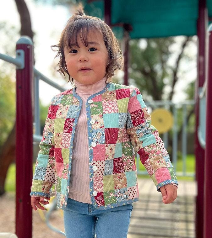 little cotton clothes パッチワークジャケット 2-4y Tic Tac Toe - Children's Patchwork Jacket Pattern by Melly and Me