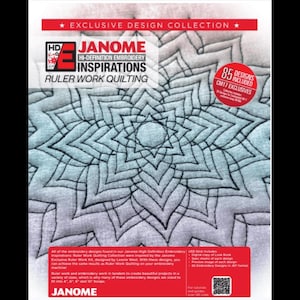 Könnte beinhalten: Eine Nahaufnahme einer Steppdecke mit einem geometrischen Muster in schwarzem Garn auf einem hellblauen Stoff. Die Steppdecke trägt den Titel "Janome Hi-Definition Embroidery Inspirations: Ruler Work Quilting" und enthält 85 Designs, darunter 17 exklusive Designs.