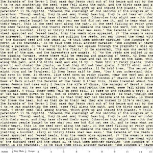 Puede incluir: Tela color crema con texto impreso de la Biblia, que presenta la parábola del sembrador. El texto está en una fuente serif clásica, con una regla en la parte inferior. Ideal para acolchar o manualidades.