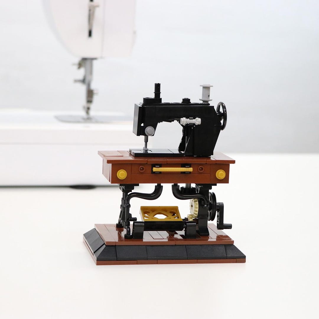 Sallie Tomato Sewing Machine Building Block Set - Etsy