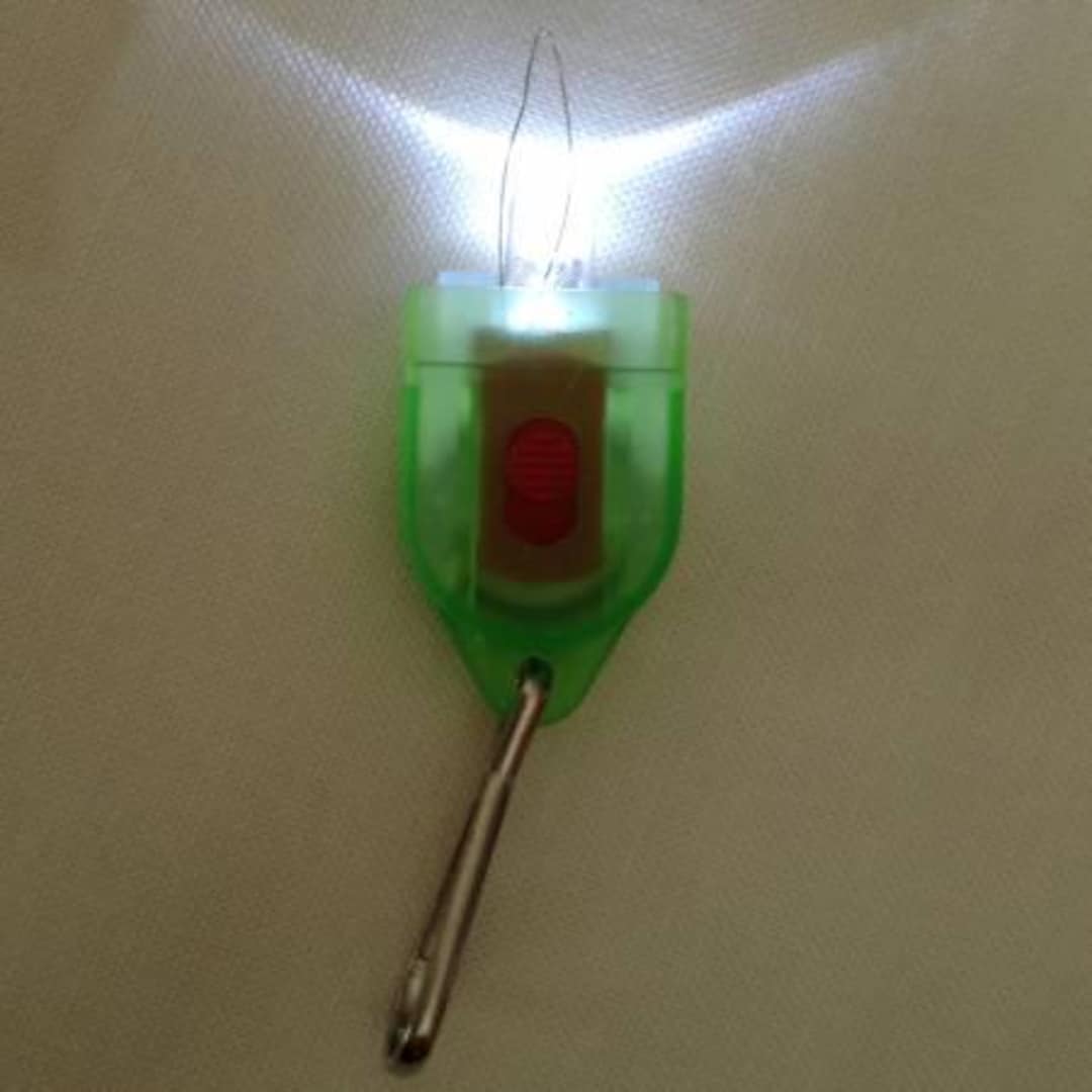 Mini Lighted Needle Threader - Etsy
