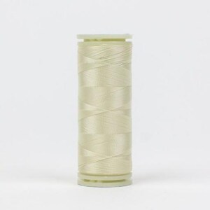 Peut inclure: Une bobine de fil blanc cassé enroulée sur une bobine en plastique.