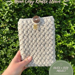 Crochet Bean Cosy Kindle Sleeve Pattern | Chunky Yarn E-Reader Protector | PDF Download