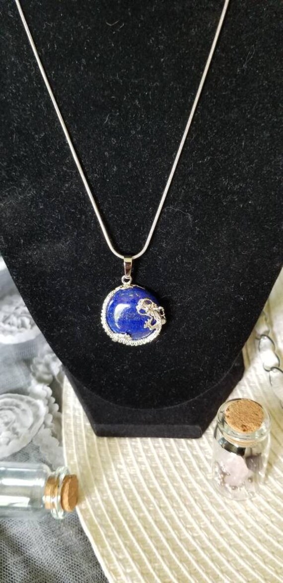 Lapis lazuli Dragon Pendant