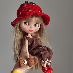 Crochet Strawberry Hat for Blythe Doll: Hand Knit Cotton Outfit