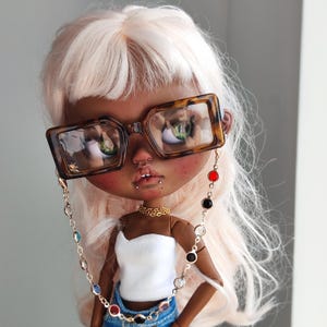Blythe Doll Glasses with Chain: Blythe Outfit Accessory