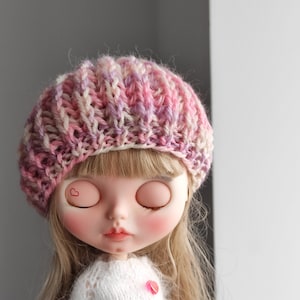 Knitted hat-beret for blythe - blythe outfit - clothes for the blythe - hat for doll - blythe doll - blythe knitted cat helmet
