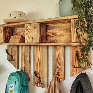 Garderobe Holz mit Ablage Wand-Garderobe aus Paletten mit 5 Kleiderhaken Hutablage Wandregal Eingangsbereich Palettengarderobe Palettenmöbel