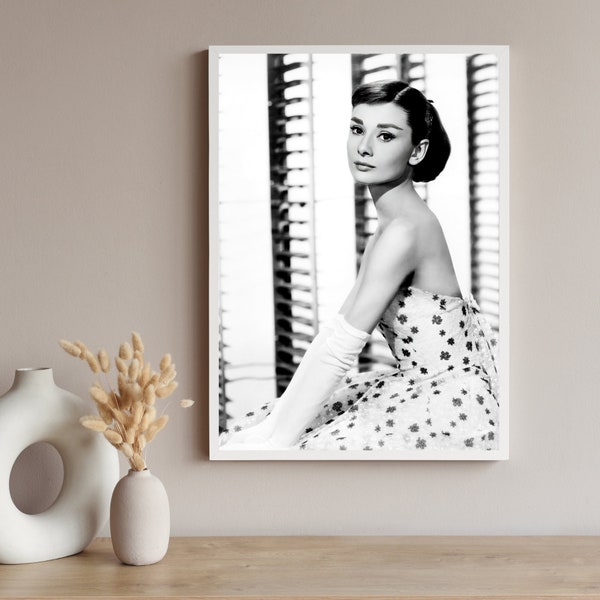 Audrey Hepburn poster/Audrey Hepburn print/movie poster vintage/black and white antique photos /retro movie poster/film vintage print/
