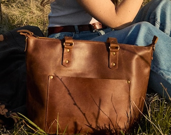Leather Tote Bag with Zipper, Personalized Crossbody Purse for Women, Handmade Full Grain Leather Handbag, Gift for Her