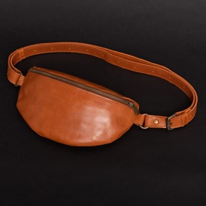 Premium Leder Fanny Pack Unisex Personalisierte Hipbag Bauchtasche für Männer Gürteltasche Taille Tasche für Frauen Weihnachtsgeschenke Ihn Jahrestag Geschenke