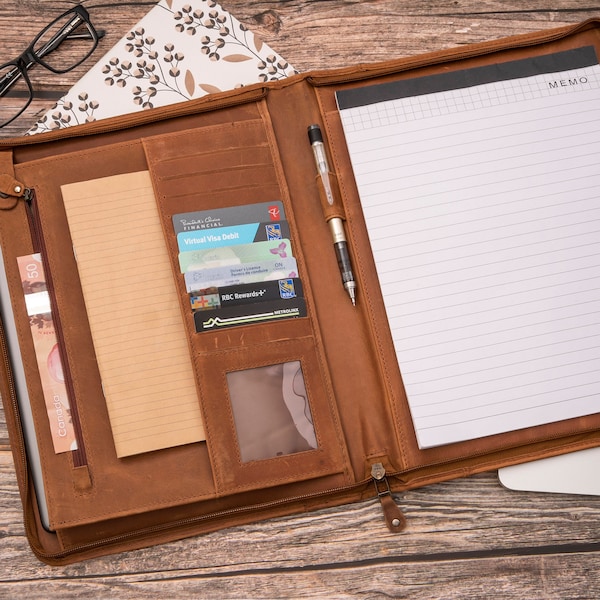 Portafolio de cuero con cremallera, Organizador de cuero para hombres, Titular de documentos personalizado, Regalo de graduación para él, Planificador de carpetas de cuero