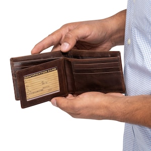 Billetera de cuero personalizada para hombre, billetera marrón plegable con monograma y documento de identidad, regalo de aniversario de cuero personalizado para él, esposo o novio