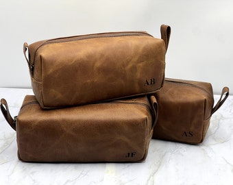 Personalized Dopp Kit Mens Leather Toiletry Bag Monogrammed Dopp Kit Bag Leather Anniversary Groomsmen Gifts Christmas Gift For Him