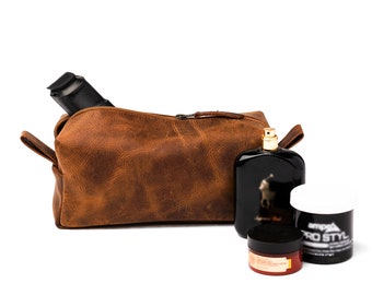 Leather Dopp Kit Bag, Personalized Leather Toiletry Bag, Shaving Kit, Travel Bag, Groomsmen Gift, Gifts for Men, Mens Toiletry Bag Monogram