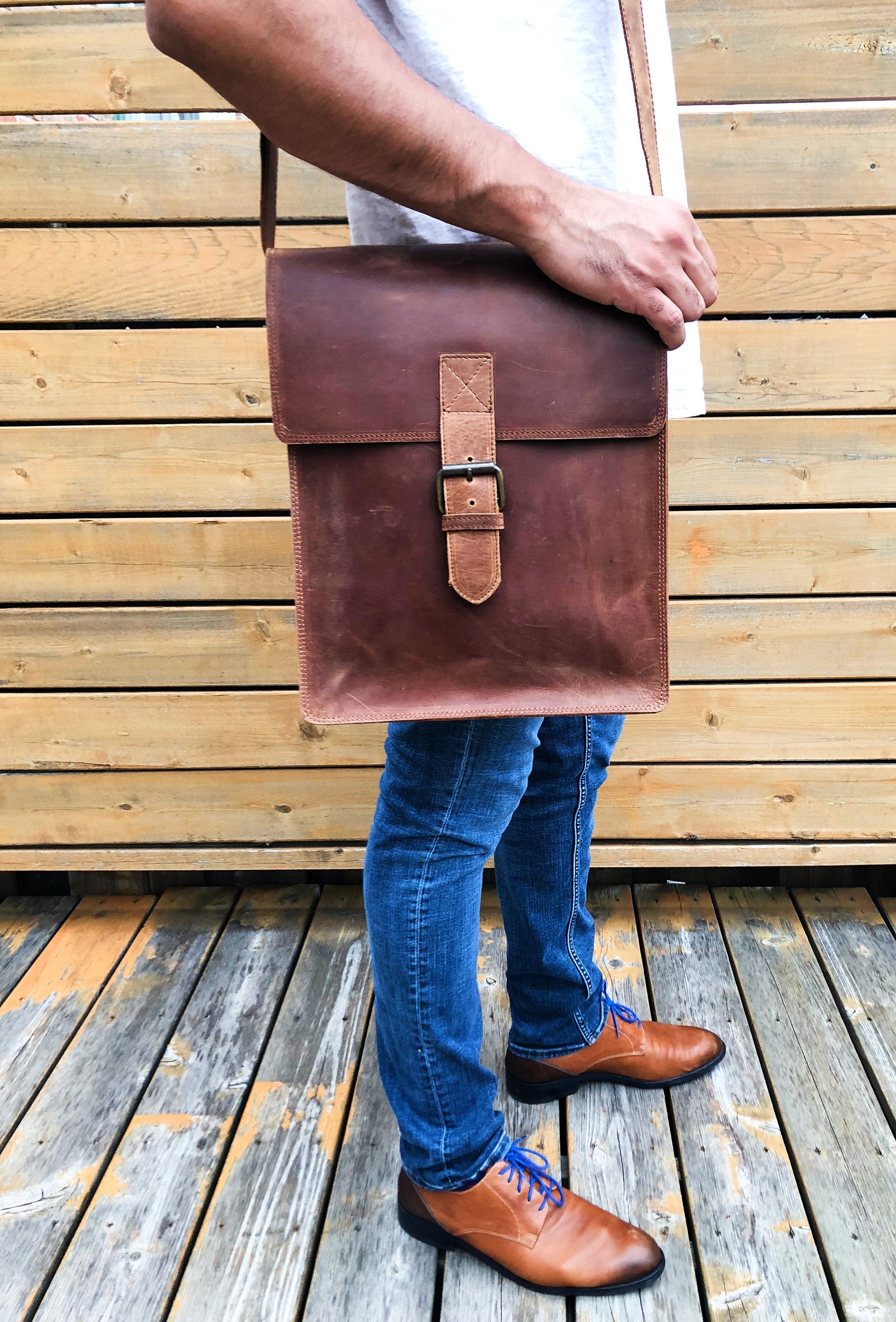 The Gustav Messenger Bag | Large Capacity Vintage Leather Dark Brown