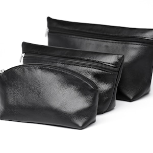 Trousse à maquillage en cuir, Cadeau pour elle avec monogramme, Trousse à cosmétiques personnalisée, Cadeau de demoiselle d'honneur, Cadeaux pour femme, Trousse de toilette, Fait main