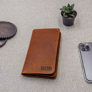 Personalized Leathet Wallet Women, Full Grain Leather Long Wallet with ID and Phone Compartment, Gifts For Her image 2