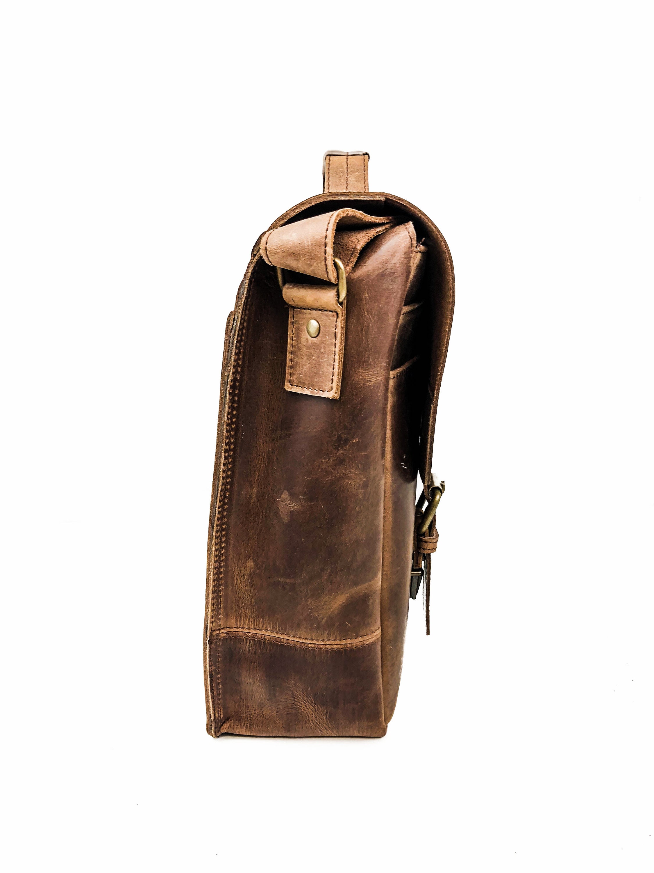 The Ultimate Full Grain Leather Messenger Bag Buyers Guide – The Real  Leather Company