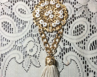 Vintage Gold Tone Tassel Necklace