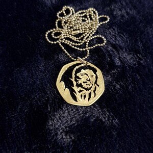 Jesus Fifty Pence British Coin Cut .Handmade Kette Halskette.