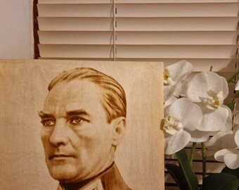Mustafa Kemal Atatürk Bild gebrannt auf Holz Pyrografie A4 Größe