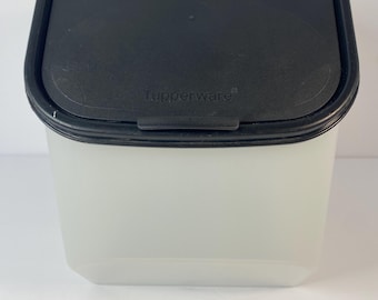 Tupperware Access Mate Pantry Storage Bin & Flip Top Lid