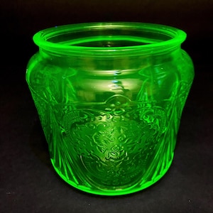 Vaseline Glass Depression Glass Hazel Atlas Royal Lace Cookie Jar Uranium UV Reactive Glow No Lid