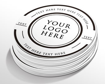 Könnte beinhalten: Ein Stapel weißer runder Papieruntersetzer mit schwarzem Rand und dem Text "TEXT HERE TEXT HERE TEXT HERE" und "YOUR LOGO HERE" in der Mitte.