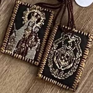 Scapolare Virgen Mary con nino Ricamo - Escapulario Virgen Mary e Gesù - Escapulario **Spedizione gratuita