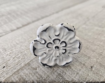 Cast Iron Flower Knobs, Rustic White Drawer Knobs, Distressed Knobs, Farmhouse Handles, Dresser Drawer Pulls, Rustic Desk Cabinet, 1.5"