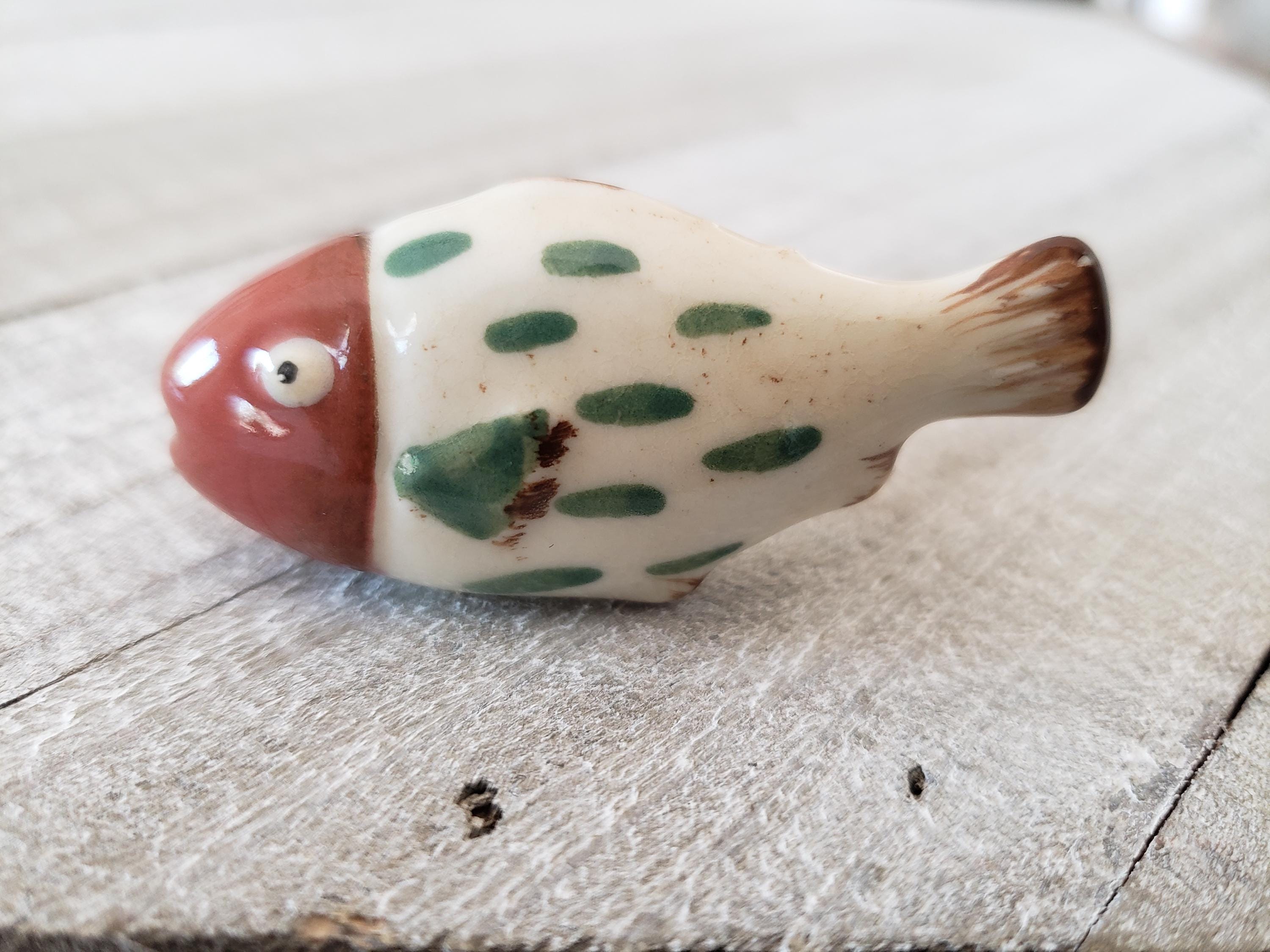 フランスビンテージ壁掛け　セラミックフィッシュ　陶器　魚 Amazon.co.jp: WAIT FLY かわいい魚の形のセラミック植木鉢多肉