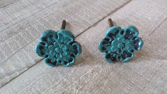 Set Of 2 Cast Iron Flower Knobs Rustic Turquoise Drawer Etsy