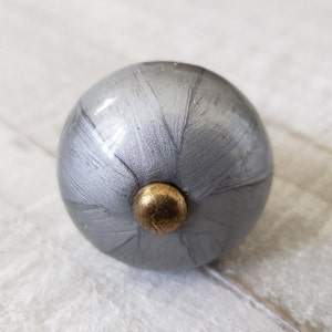 Tiradores plateados iridiscentes: tiradores de cajón de tocador de inspiración vintage (3,8 cm)