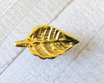 Gold Leaf Drawer Knob: Vintage Inspired Antique Brass Handle