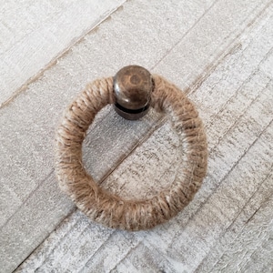 Maniglie per cassetti con anelli in iuta, maniglie in corda, maniglie per cassetti, pomelli nautici, cassetti per cassettiere moderne, mobili per scrivania