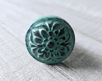 Cast Iron Flower Knobs, Rustic Teal Green Drawer Knobs, Distressed Knobs, Farmhouse Handles, Dresser Drawer Pulls, Rustic Desk Cabinet