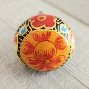 Red, Orange Floral Wood Drawer Knobs, Vintage Inspired Flower Knobs, Hand Painted Farmhouse Handles, Dresser Drawer Pulls, Desk Cabinet