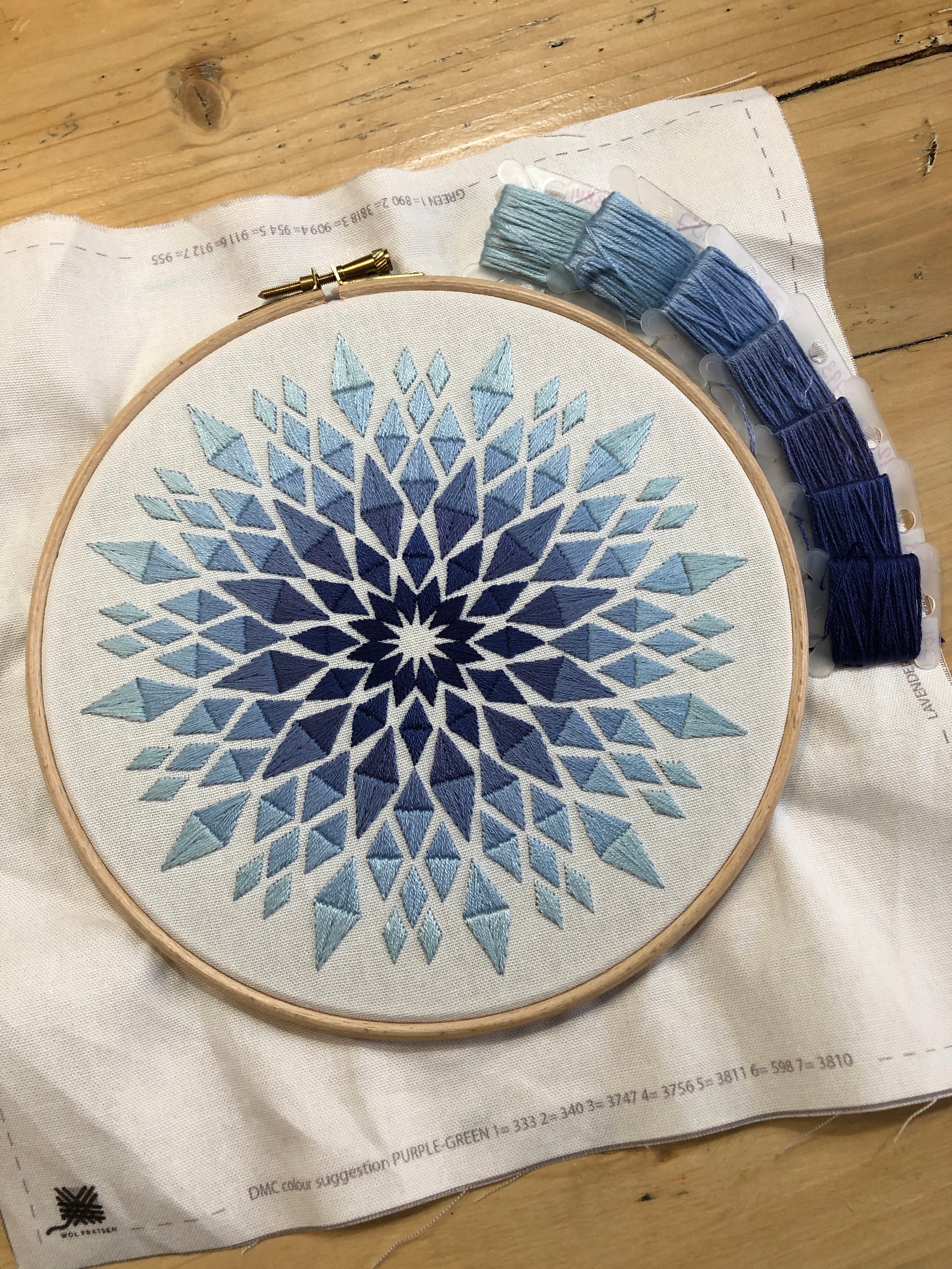 Embroidery Pattern: Adamas (digital Download) - Etsy