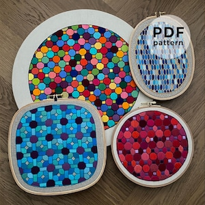 ステンドグラスの刺繍模様