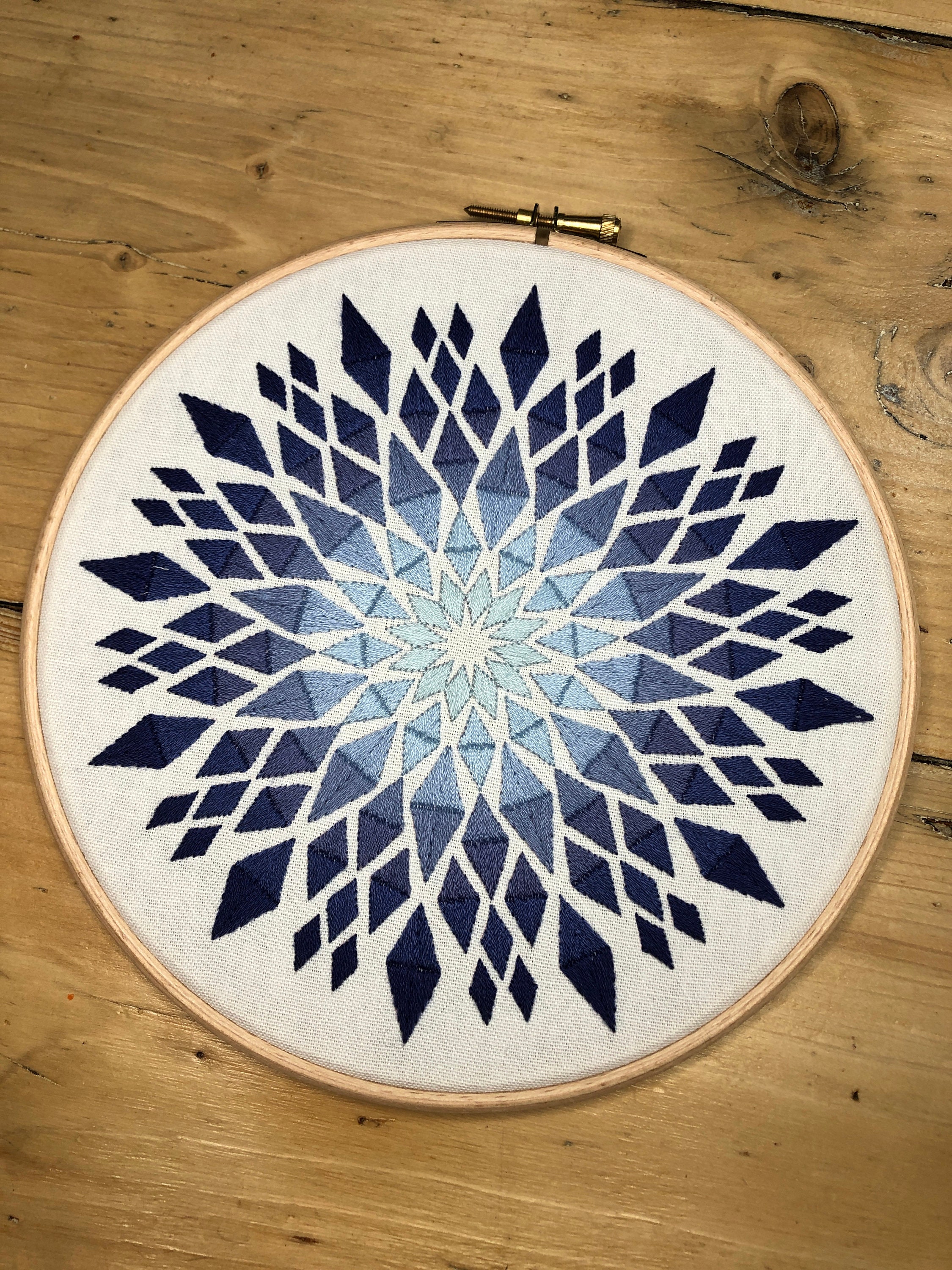 Embroidery Pattern: Adamas (digital Download) - Etsy