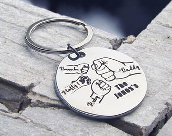Personalised Fist Bump Keyring – Kids’ or Pet Names Engraved, Daddy Gift, Dad Keyring, Pet Lover, Personalized Fathers day gift For Him