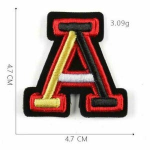 Parches de letras de calidad 3D para coser en la ropa con bordado del alfabeto retro, color plancha
