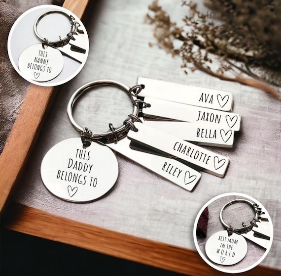 Personalised Family Keyring Birthday Gift for Mum Mom Nanny Mummy Belongs To Personalized Engraved Daddy Nanny Grandad Loved By Name Tags