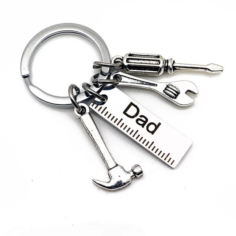 Porte-clés personnalisé papa maman bricoleur cadeau saint valentin porte-clés cadeau acier inoxydable porte-clés outils gravure image 2