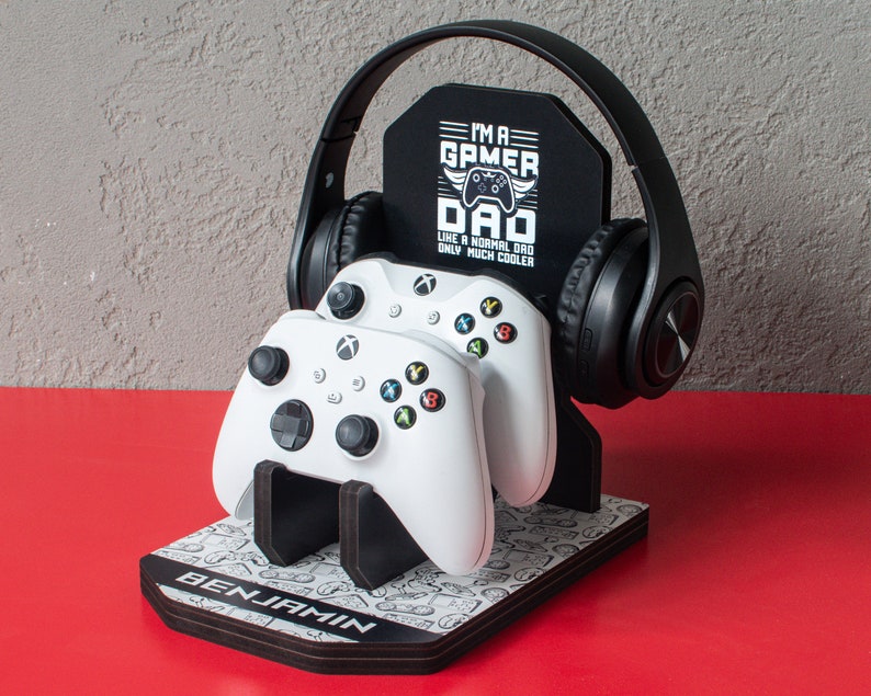 Birthday Gift for Gamer Dads, Personalized Headphone and Controller Stand, Controller Holder, Gamer Gifts for Men, Gaming Accessory image 5