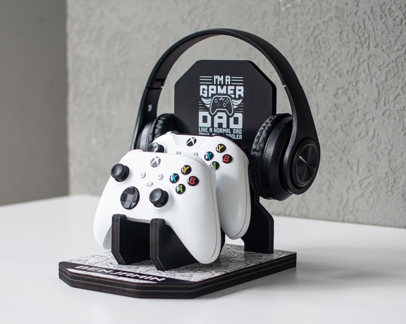 Personalized Fathers Day Gift for Gamer Dad, Headphone and Controller Stand, Controller Holder, Gamer Gifts for Men, Gaming Accessory image 2