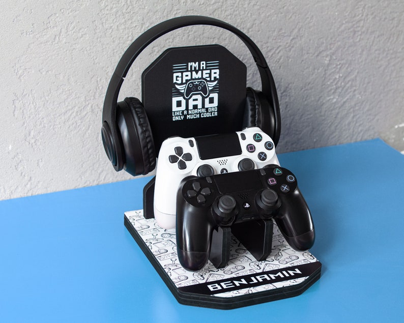 Birthday Gift for Gamer Dads, Personalized Headphone and Controller Stand, Controller Holder, Gamer Gifts for Men, Gaming Accessory image 3