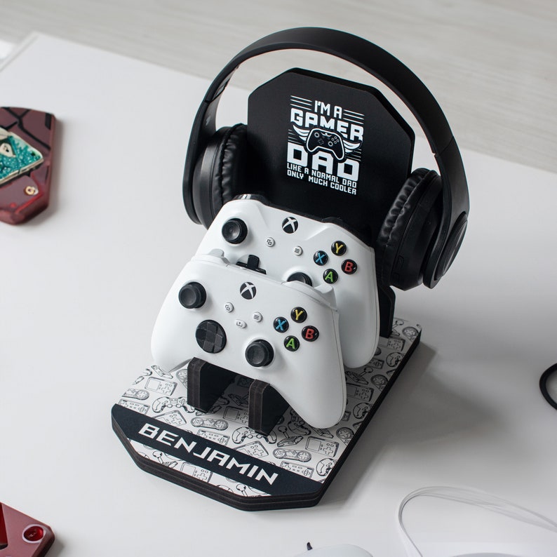 Birthday Gift for Gamer Dads, Personalized Headphone and Controller Stand, Controller Holder, Gamer Gifts for Men, Gaming Accessory image 1