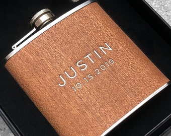 Wood Flask, Wooden Flask, Personalized Flask, Engraved Flask, Groomsmen Flask, Groomsman Gift Flask, Groomsmen Flask Set, Black Flask Set